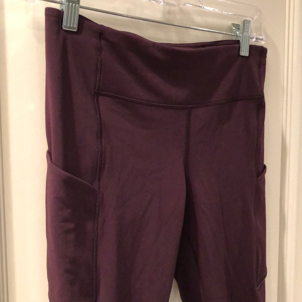 Lululemon Speed Up Tights size 6 maroon